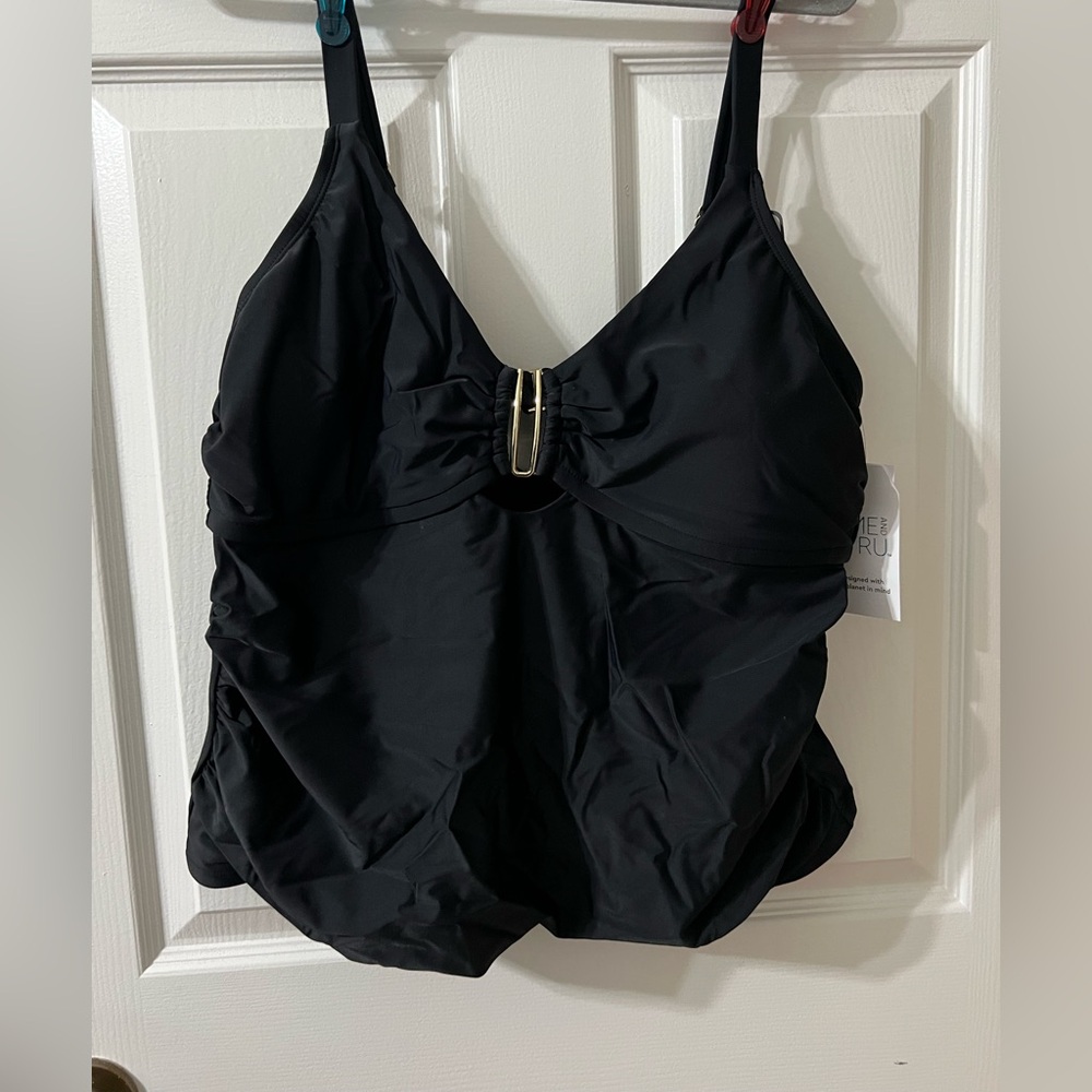 NWT Time & Tru Black and Gold Tankini Top